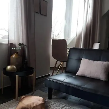 Διαμέρισμα 5min To Βάρνα