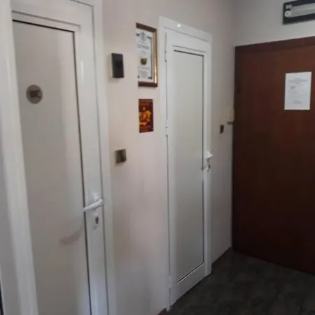 Apartament 5min To *